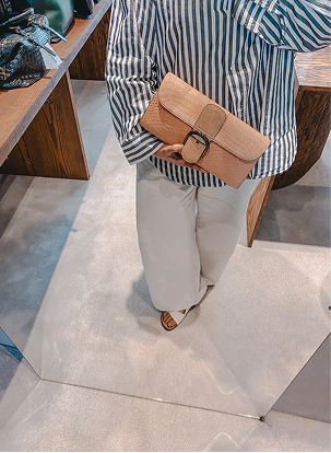 Delvaux Brillant Clutch discover