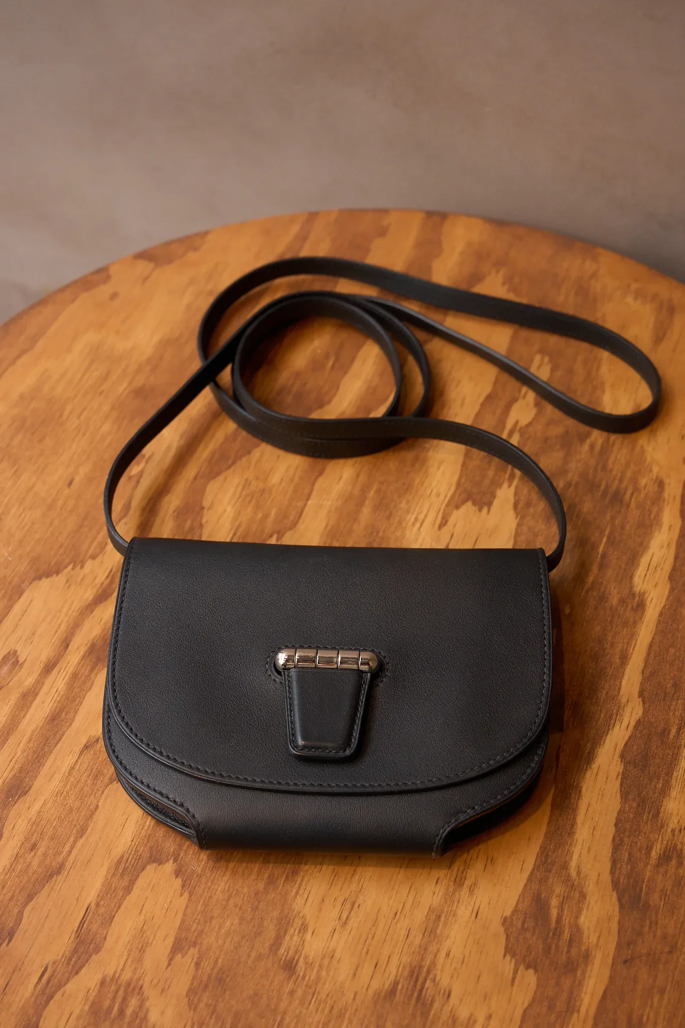 Hermes Convoyeur Mini Black
